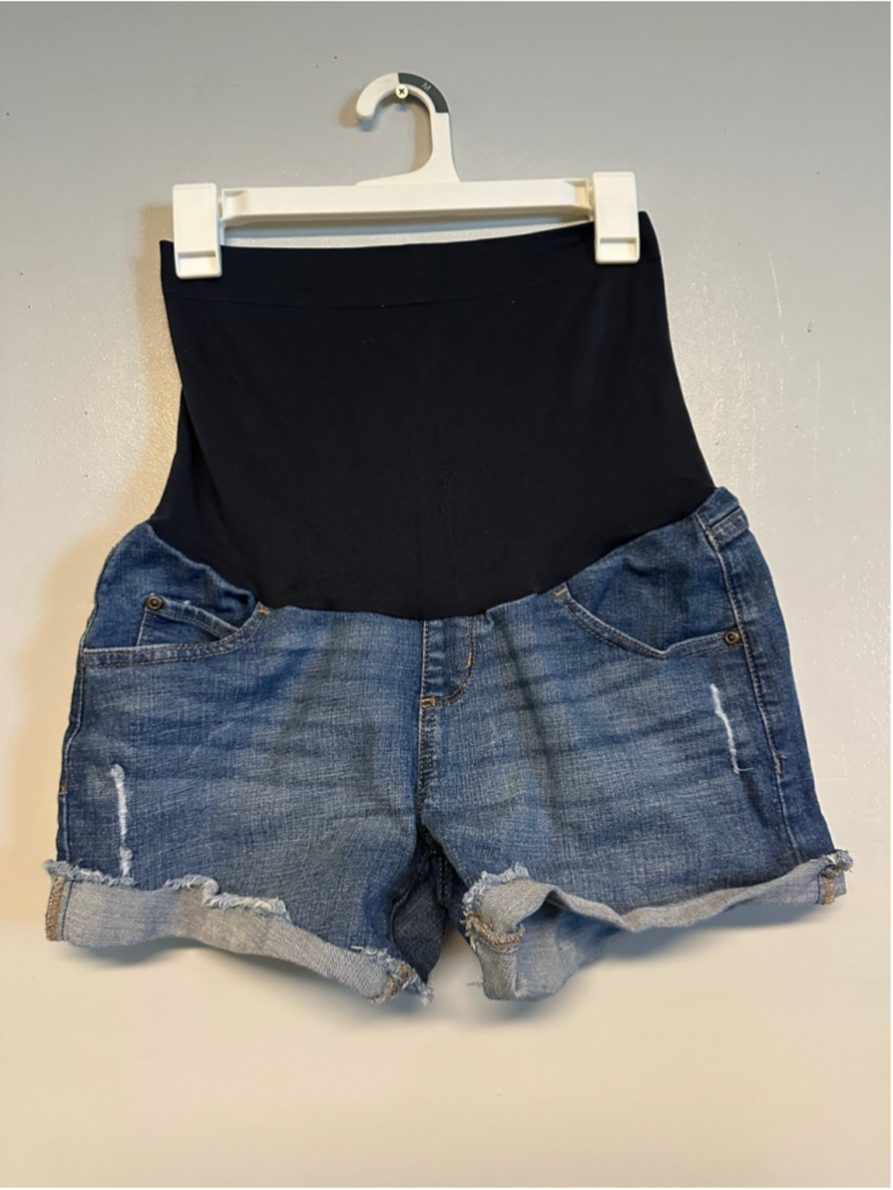 Sonoma Maternity Jean Shorts Size 6 Blue Black